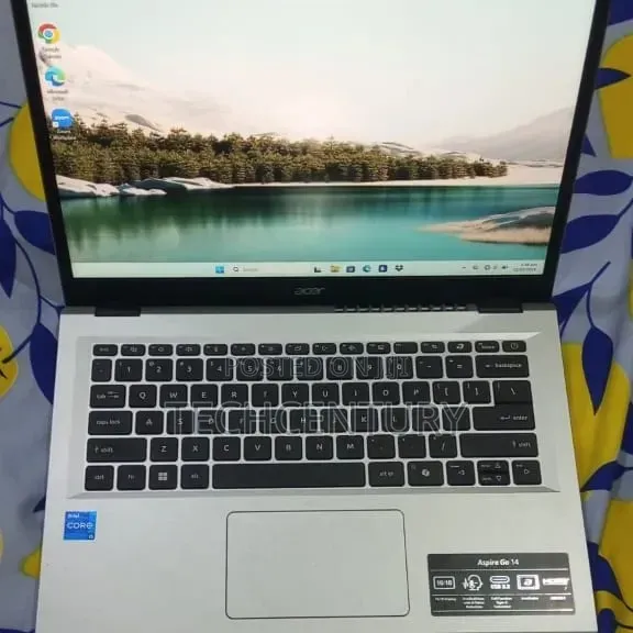 New Laptop Acer 16GB Intel Core i5 SSD 512GB