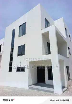 4bdrm Townhouse/Terrace in Seekers Realty, US Embassy Area for sale