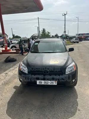 Toyota RAV4 2010 Black