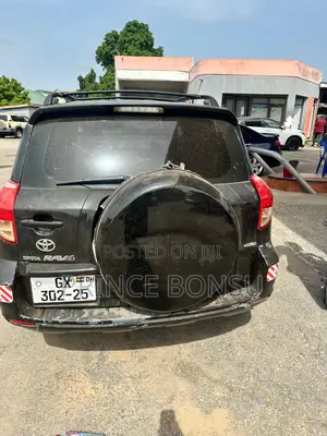 Toyota RAV4 2010 Black