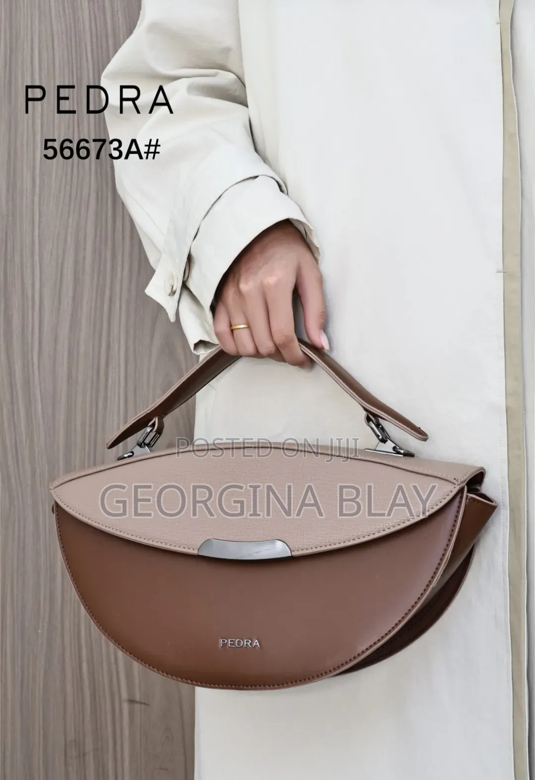Pedra Ladies Sleek Bag