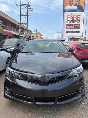 Toyota Camry 2014 Gray
