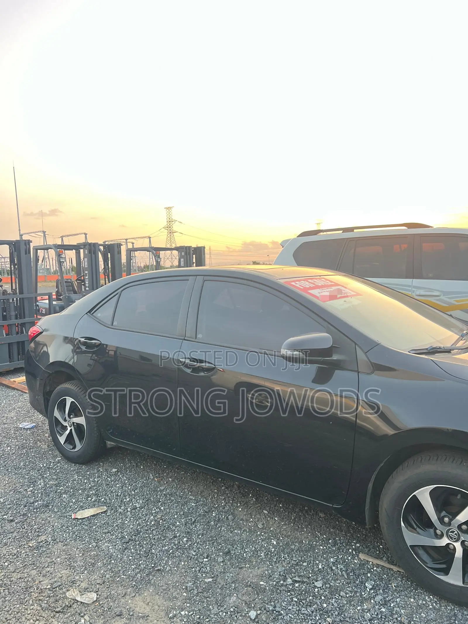 Toyota Corolla SE (1.8L 4cyl 2A) 2018 Black