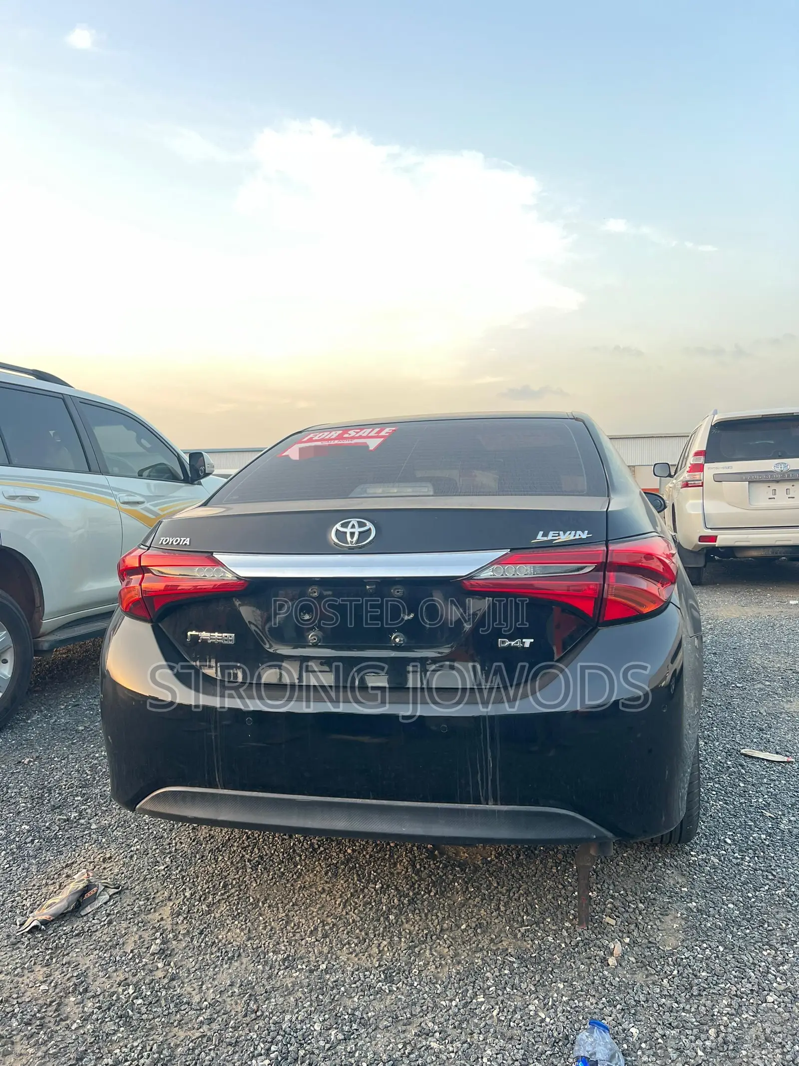 Toyota Corolla SE (1.8L 4cyl 2A) 2018 Black