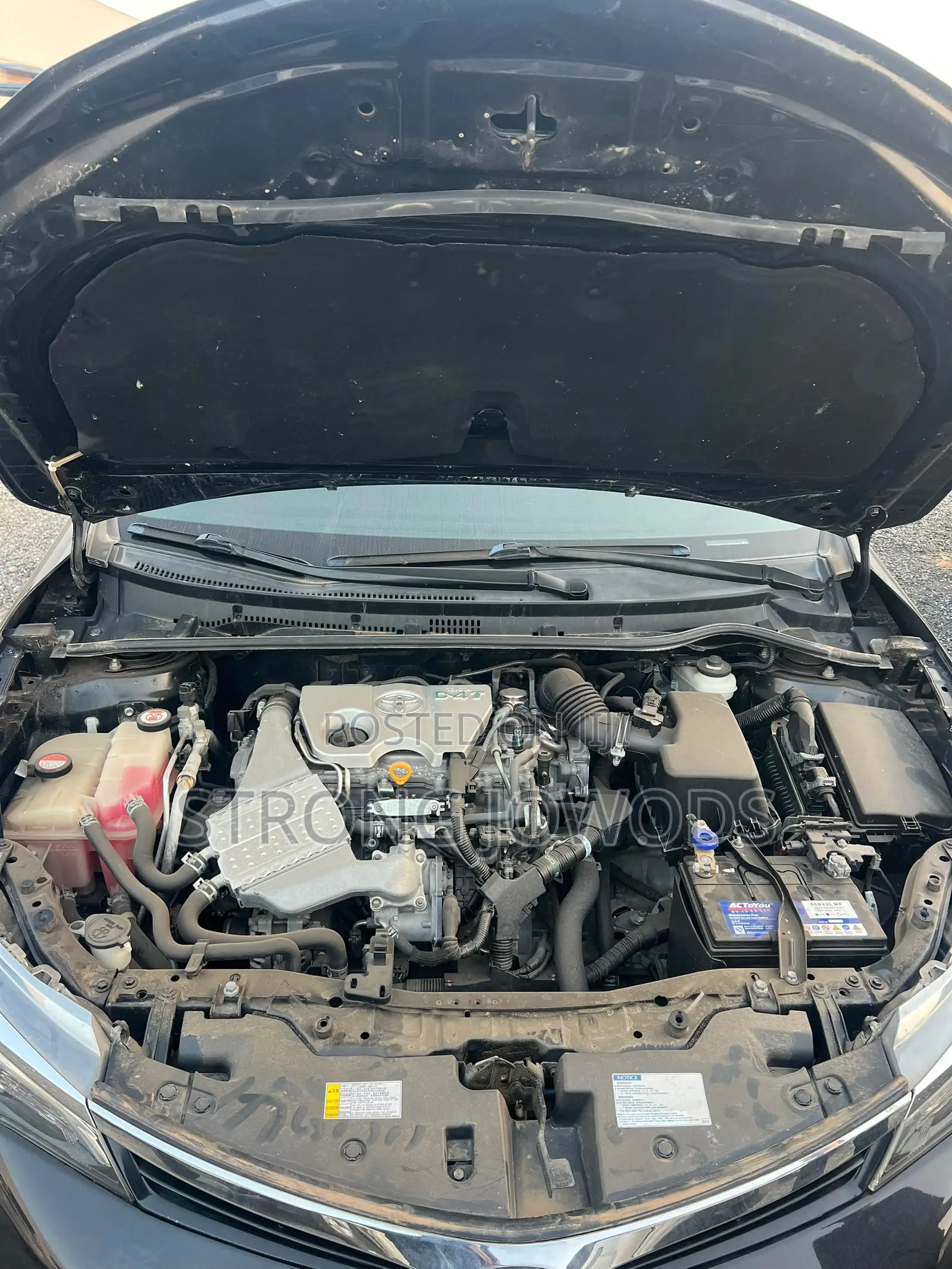 Toyota Corolla SE (1.8L 4cyl 2A) 2018 Black