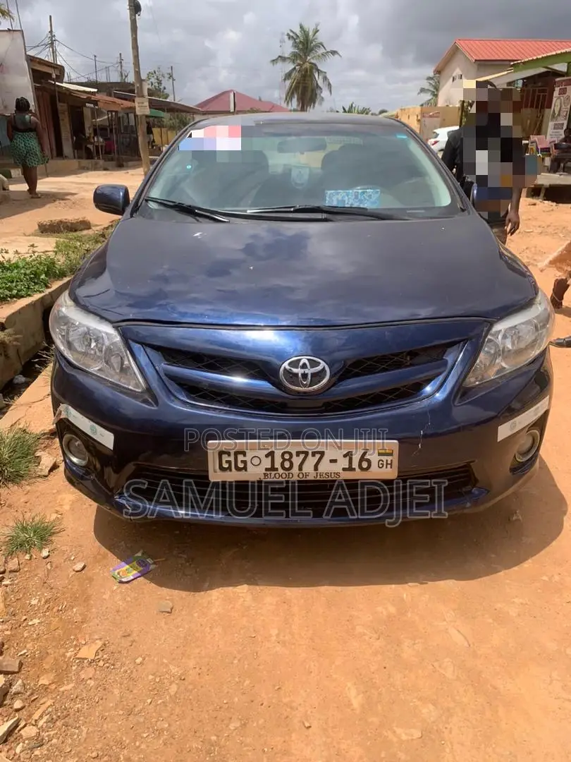 Toyota Corolla 2013 Blue