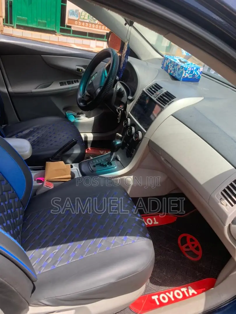 Toyota Corolla 2013 Blue