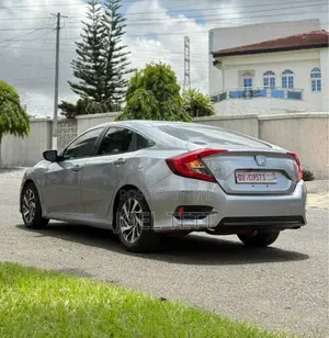 Honda Civic 2016 Gray