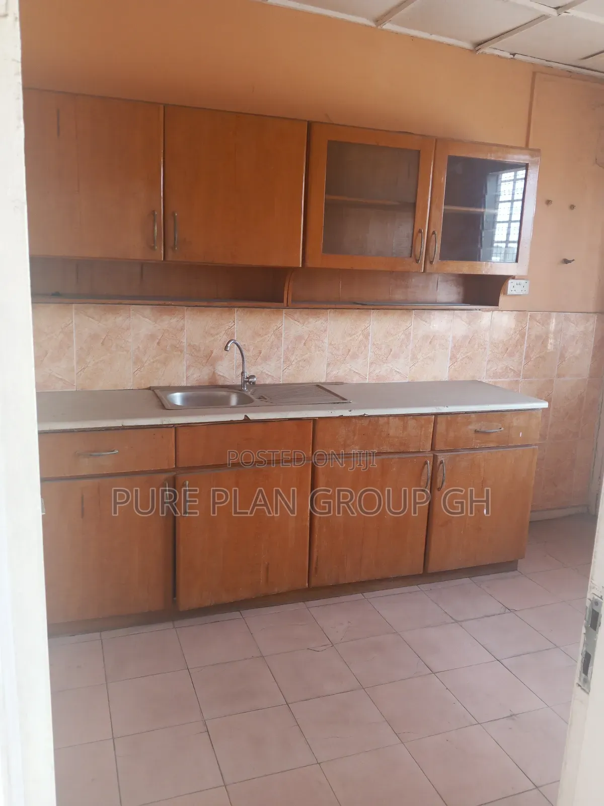 1bdrm Apartment in Kanda Estate for rent