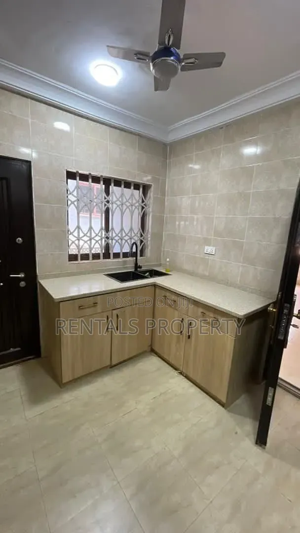 2bdrm Apartment in Oyibi, Police Station for rent