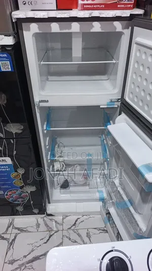 Pearl 204litres Top Freezer Refrigerator [Pf-252]