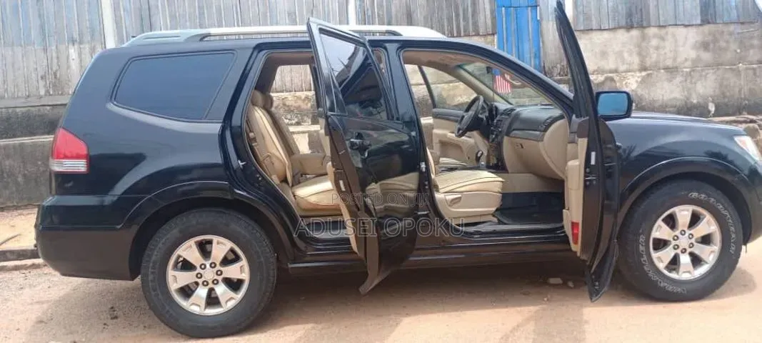 Kia Borrego EX V6 2009 Black