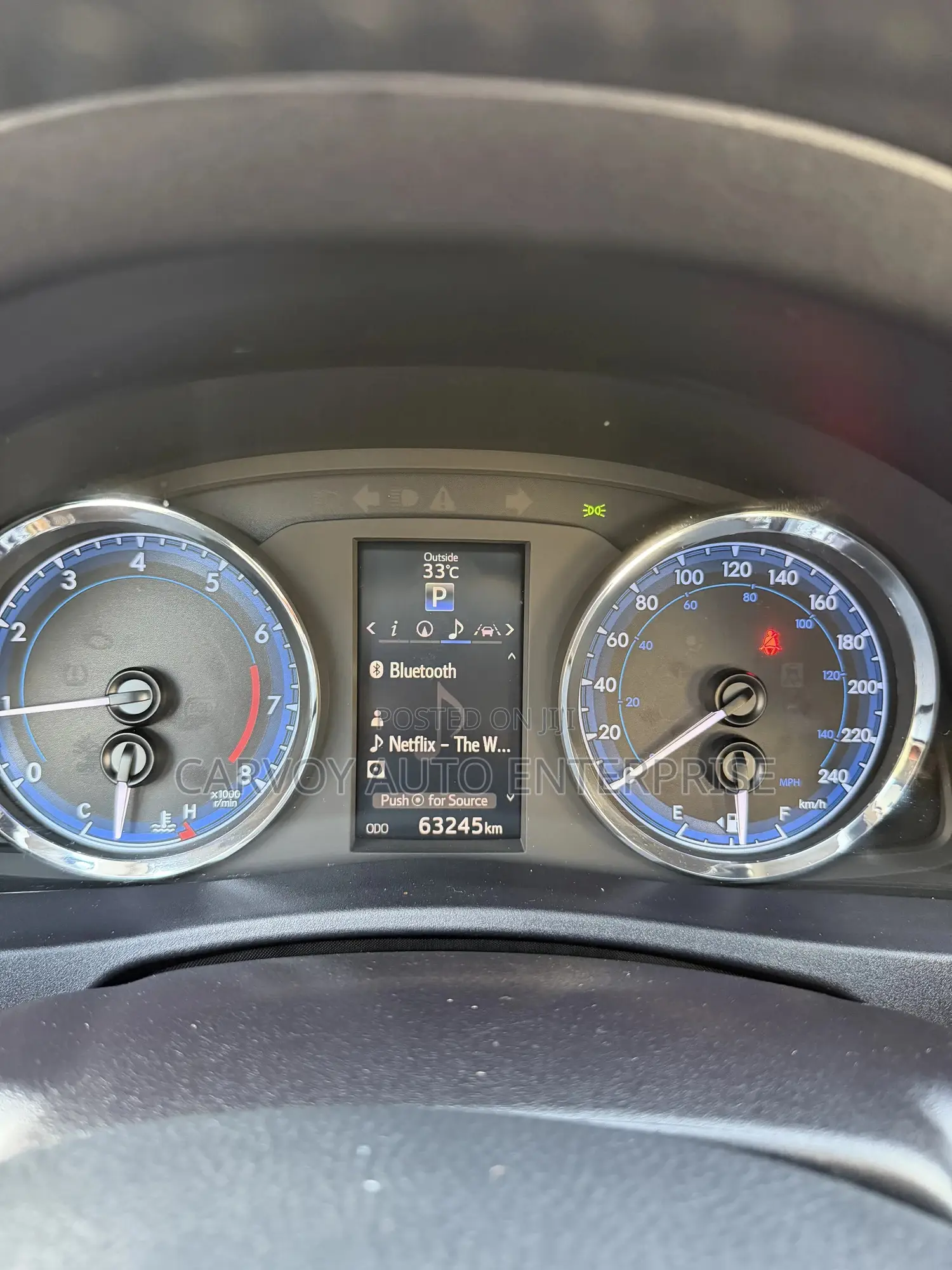 Toyota Corolla XSE 4dr Sedan (1.8L 4cyl CVT) 2017 Gray