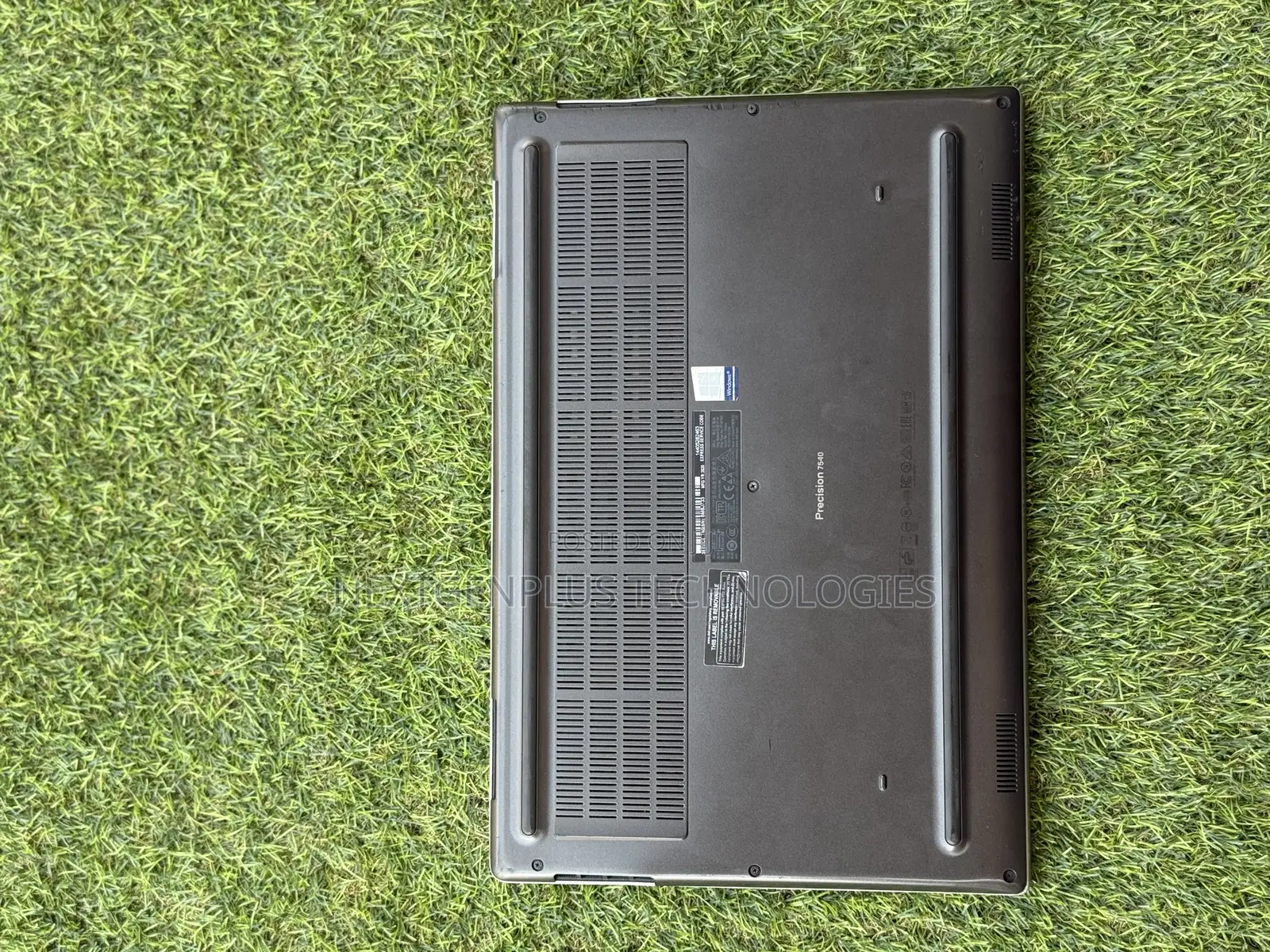 Laptop Dell Precision 7720 32GB Intel Core i7 SSD 512GB