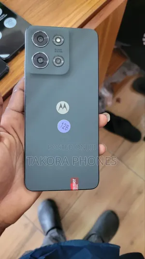 New Motorola Moto G Power (2025) 128 GB Green