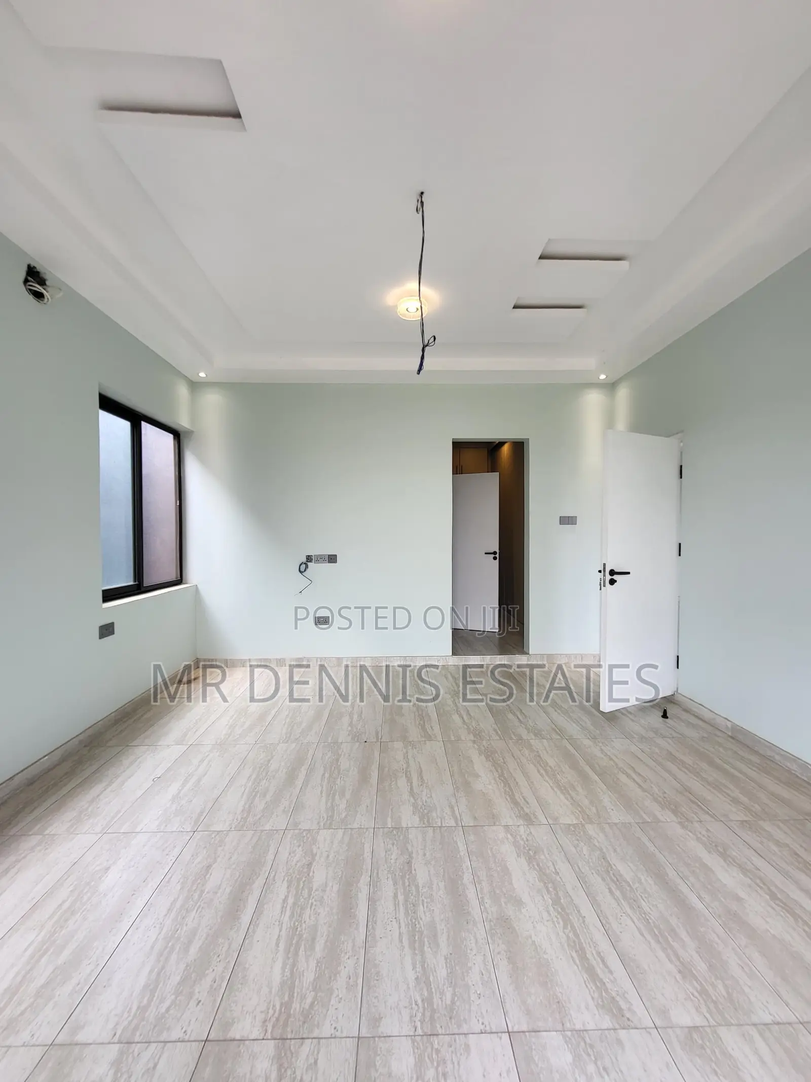 4bdrm House in Mr Dennis Estates, Oyarifa Mall Area for sale