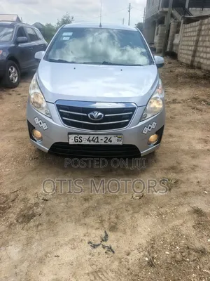 Chevrolet Spark LT 2012 Silver