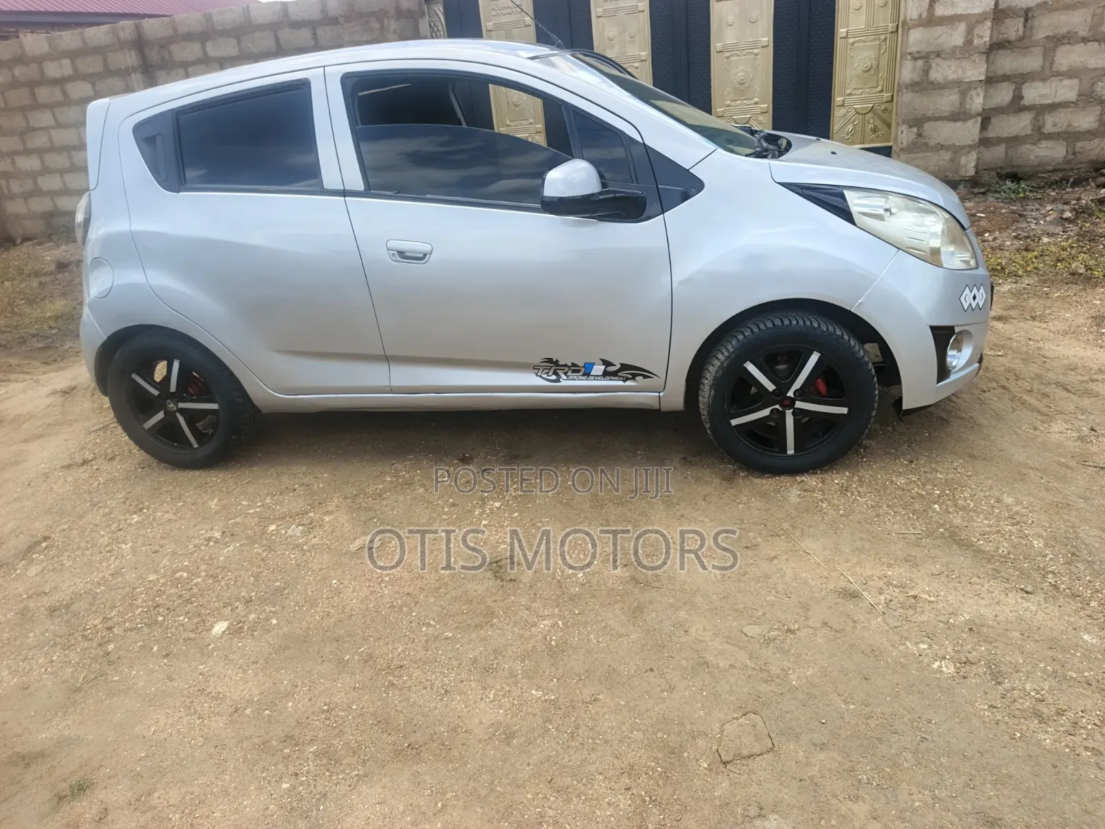 Chevrolet Spark LT 2012 Silver
