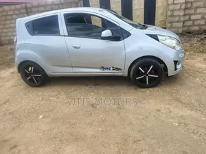 Chevrolet Spark LT 2012 Silver