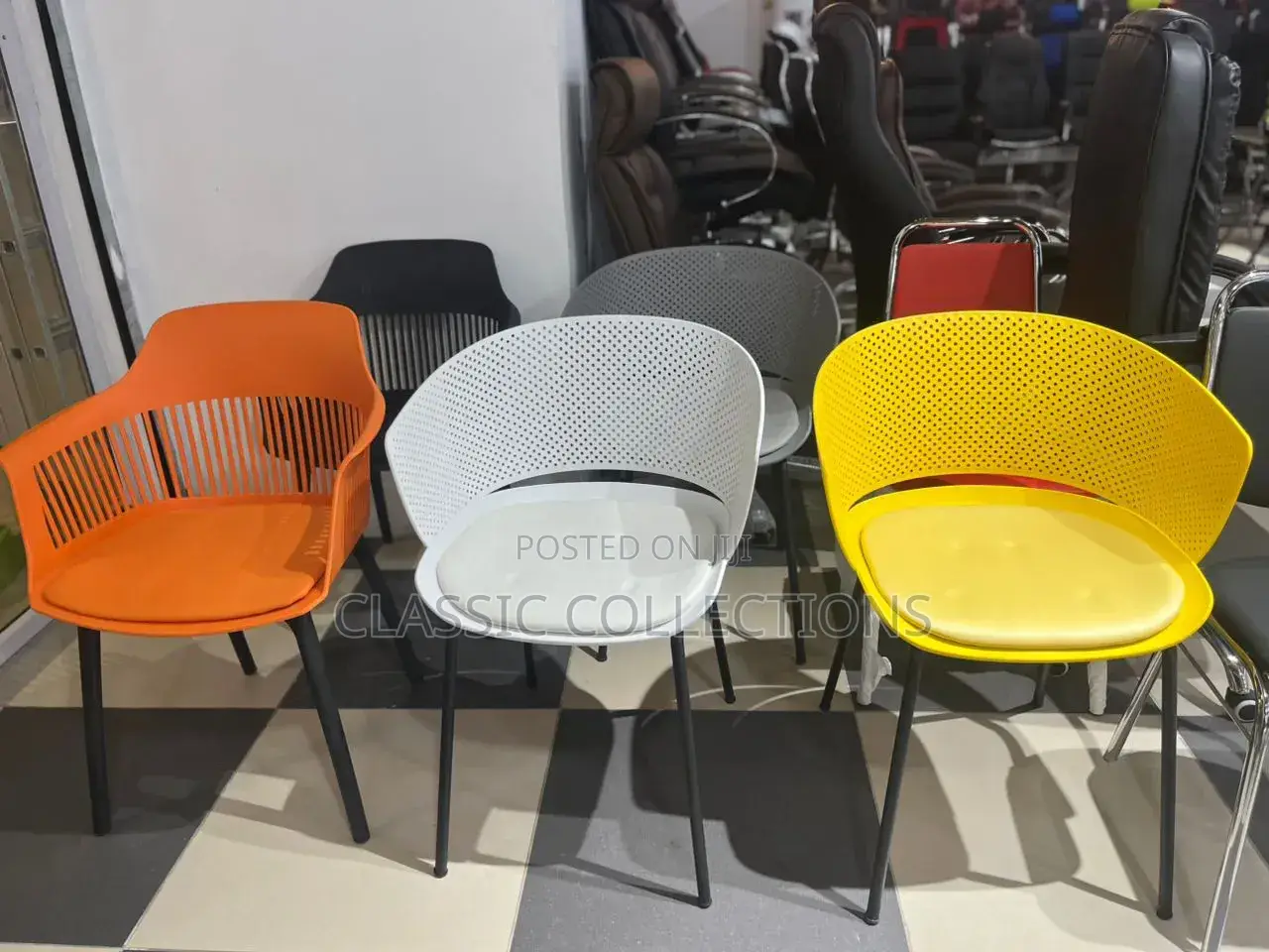 Plastic Chair With Cushion