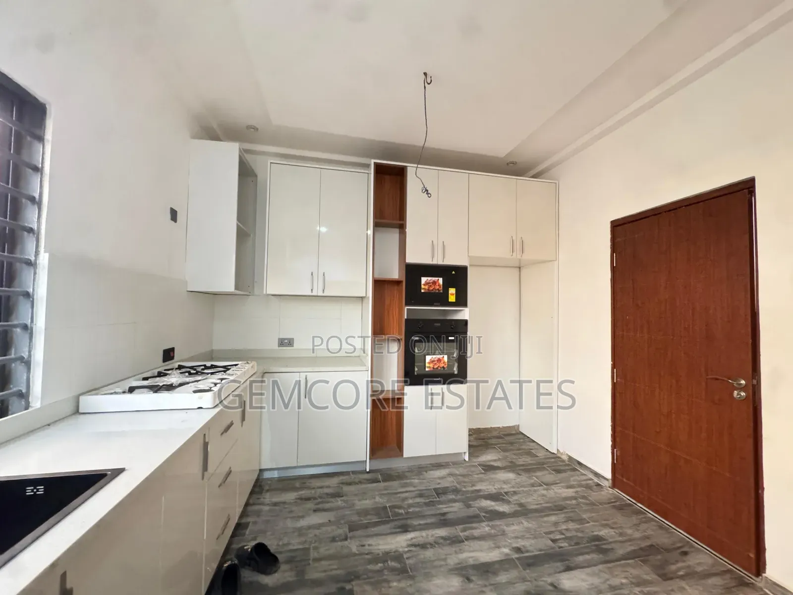 3bdrm House in Oyarifa, Ghana Flag for sale