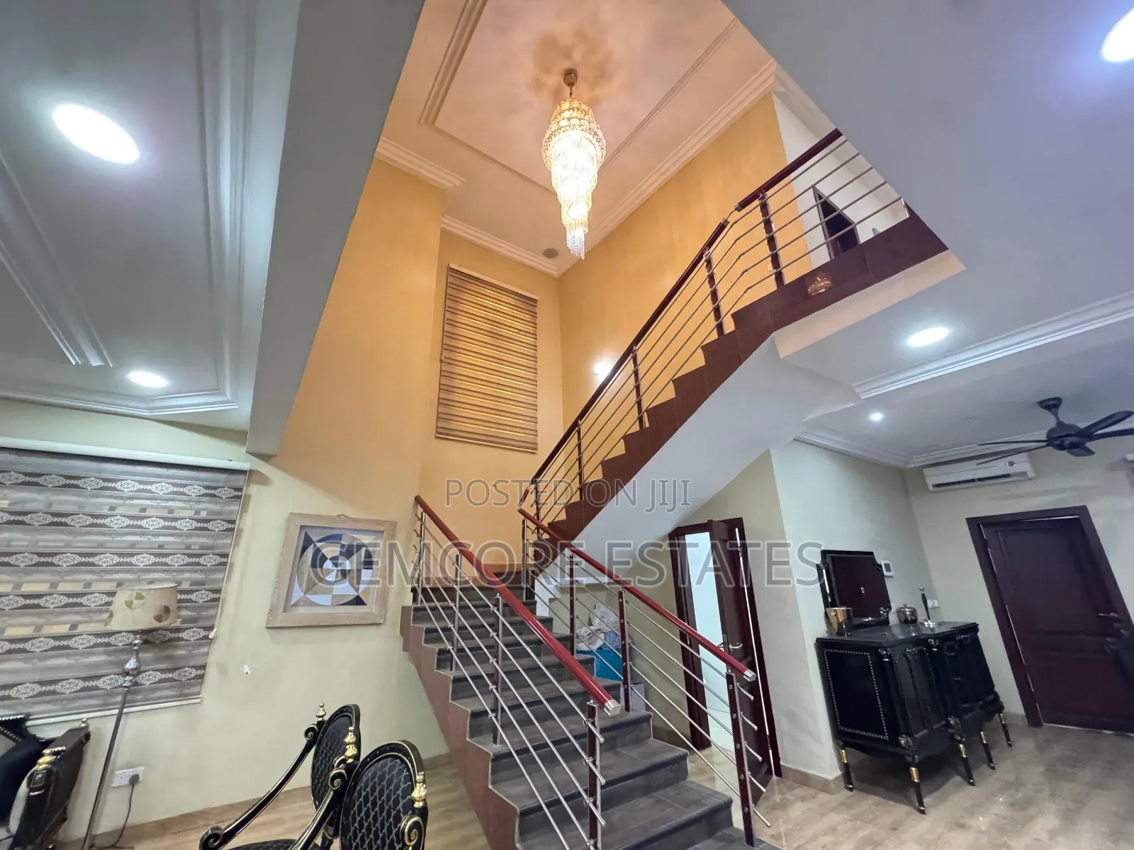 Furnished 6bdrm House in East Legon Main, Boundary Road Area for rent