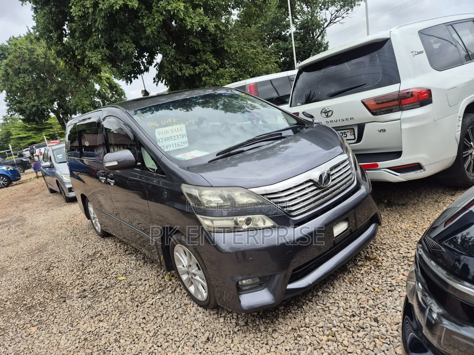 Toyota Vellfire 2013 Grey