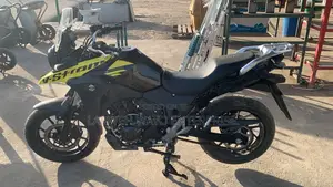 Suzuki V-Strom 2021 Yellow