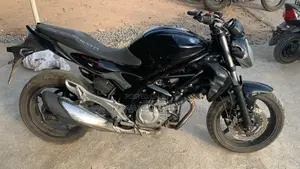 Suzuki 2021 Black