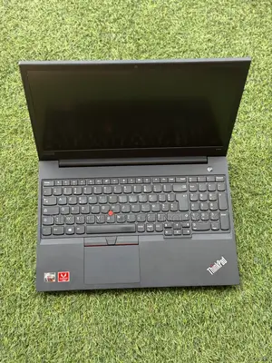 Laptop Lenovo ThinkBook 15 8GB AMD Ryzen 5 SSD 256GB