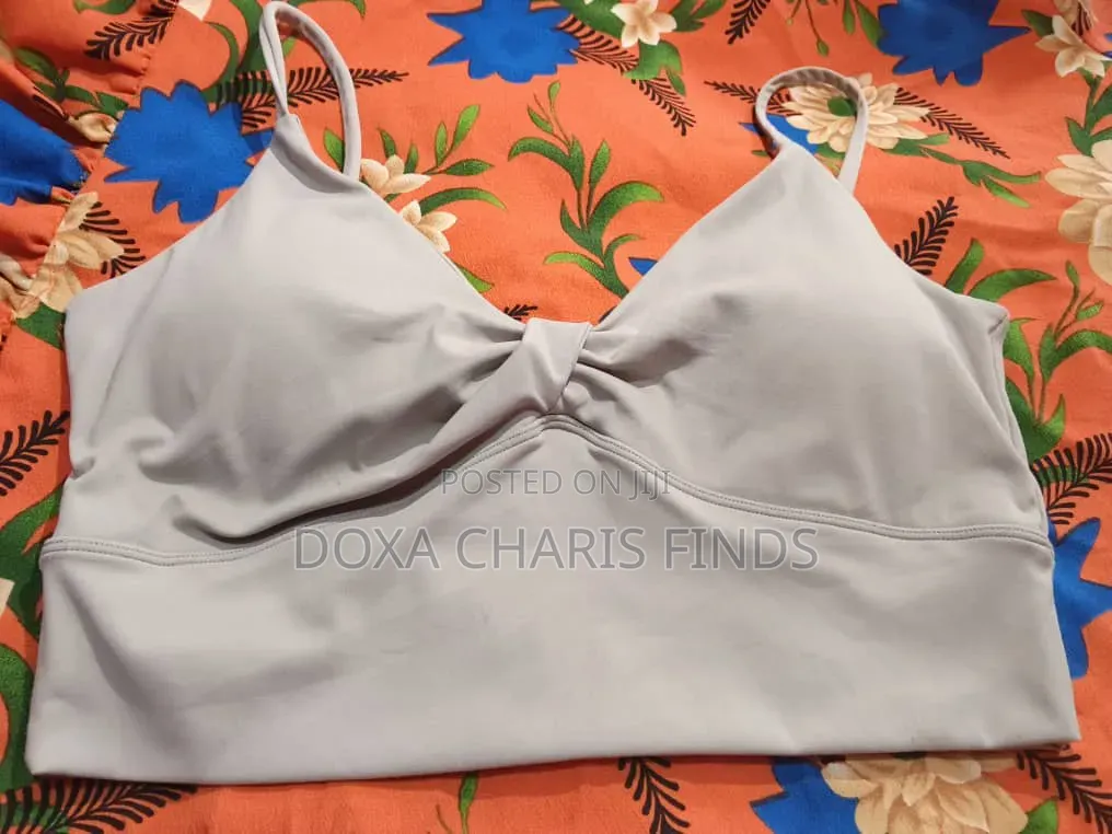 Light Grey Sports Bra, Pre Loved and Affordable