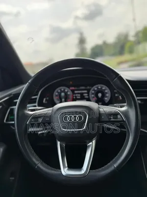 Audi Q8 2021 Gray