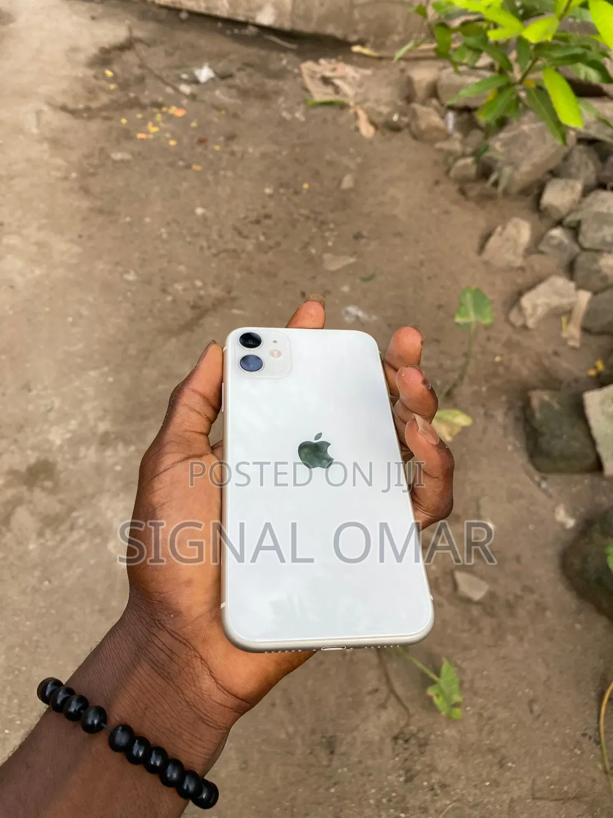 New Apple iPhone 11 64 GB White