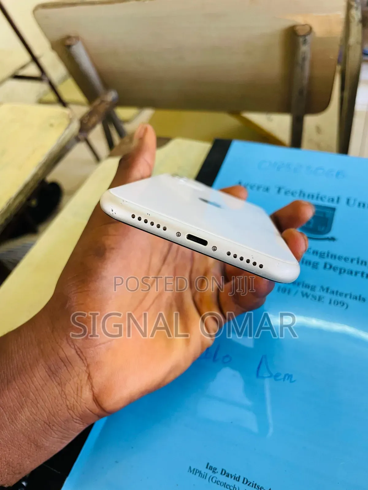 New Apple iPhone 11 64 GB White