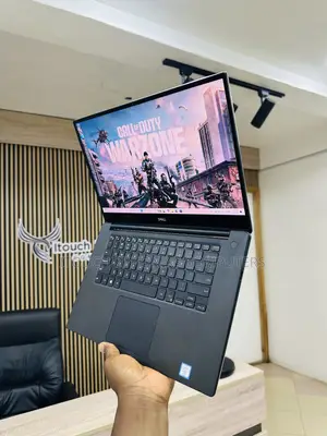 Laptop Dell Precision 5540 32GB Intel Core i7 SSD 512GB