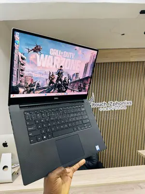 Laptop Dell Precision 5540 32GB Intel Core i7 SSD 512GB