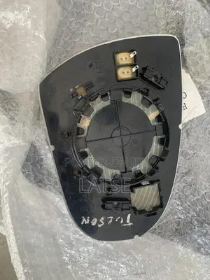 Hyundai Tucson 2016,2017,2018,2019,2020,2021 Mirror Glass (Normal)