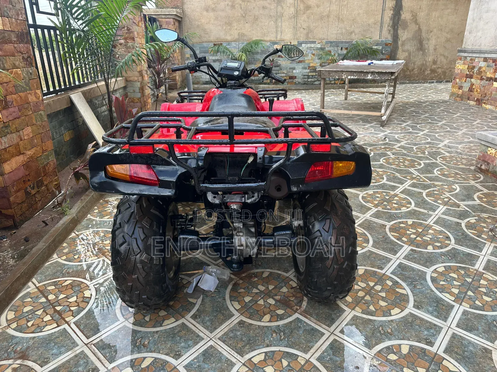 Beach 2019 Red
