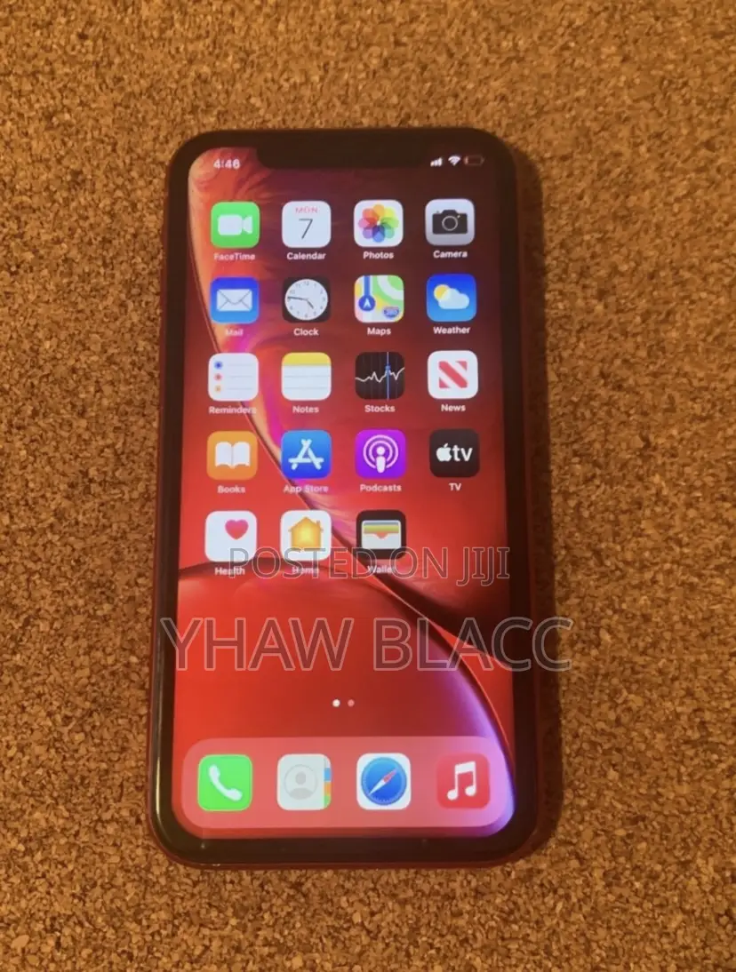 Apple XR 64 GB Red
