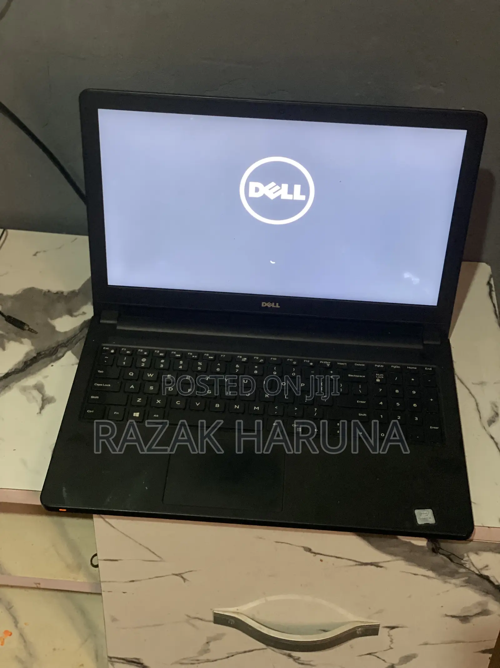Laptop Dell Inspiron 15 1GB Intel Core i5 HDD 140GB