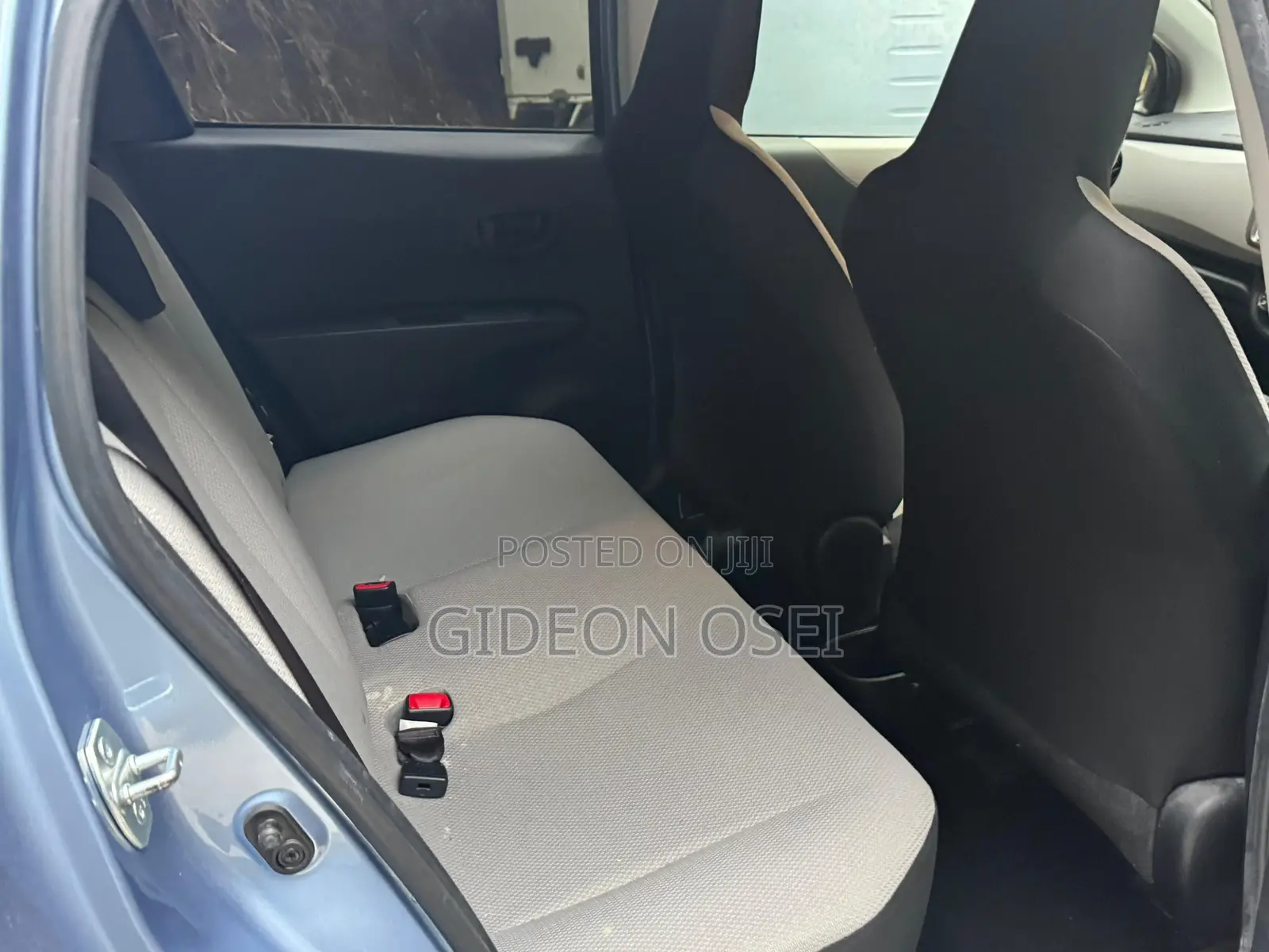 Toyota Vitz 2013