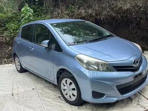 Toyota Vitz 2013