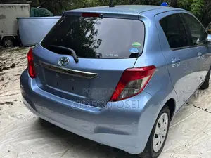 Toyota Vitz 2013