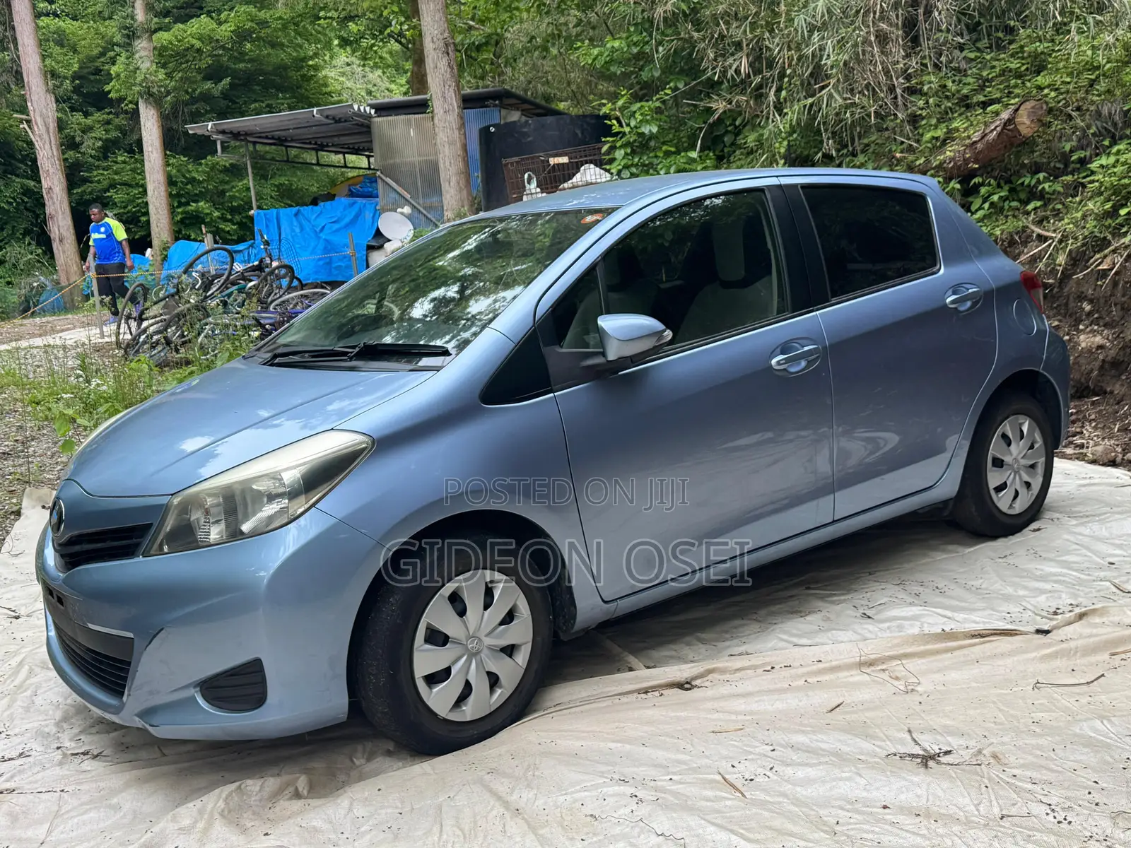 Toyota Vitz 2013