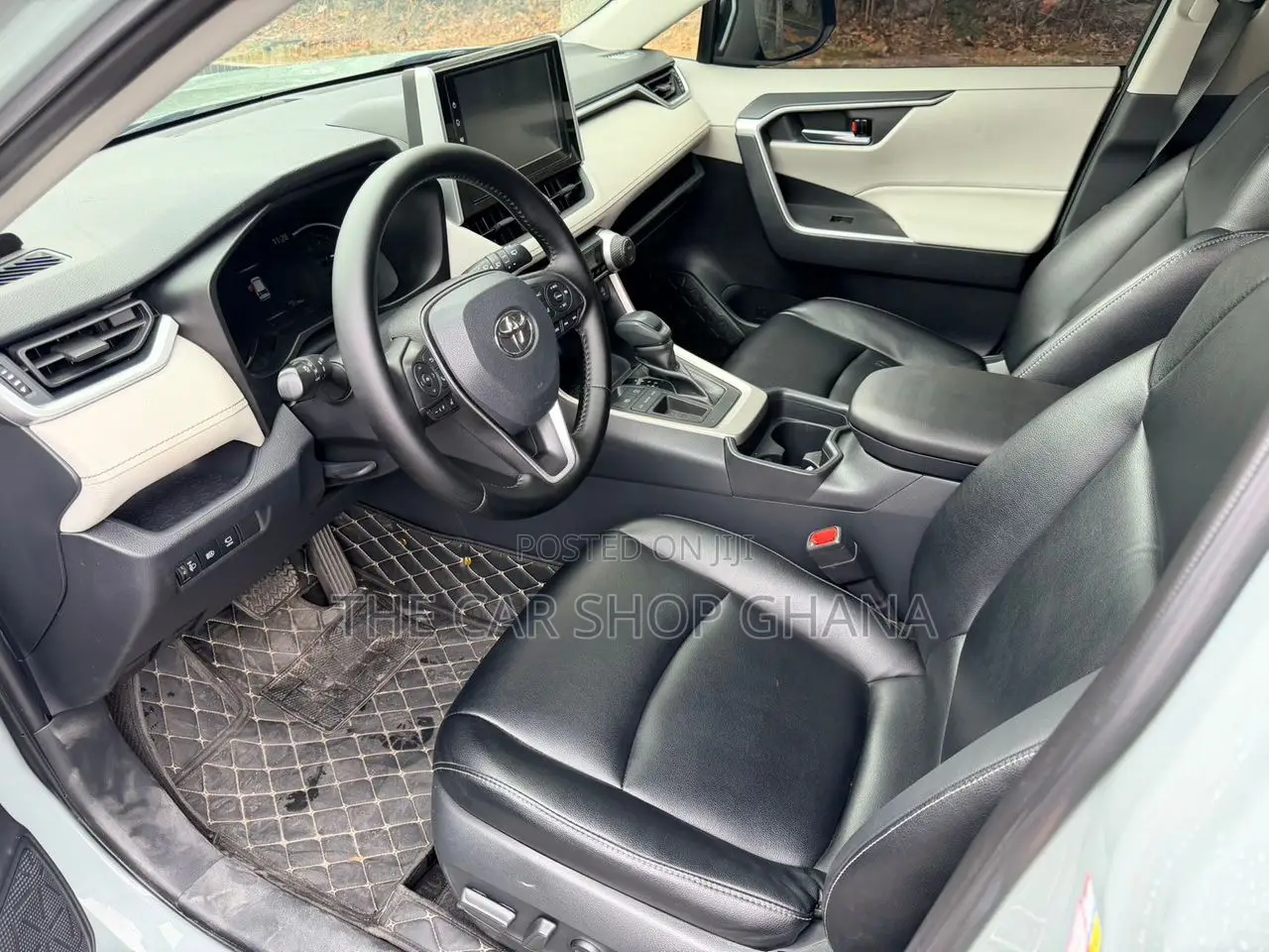 Toyota RAV4 2021 Gray