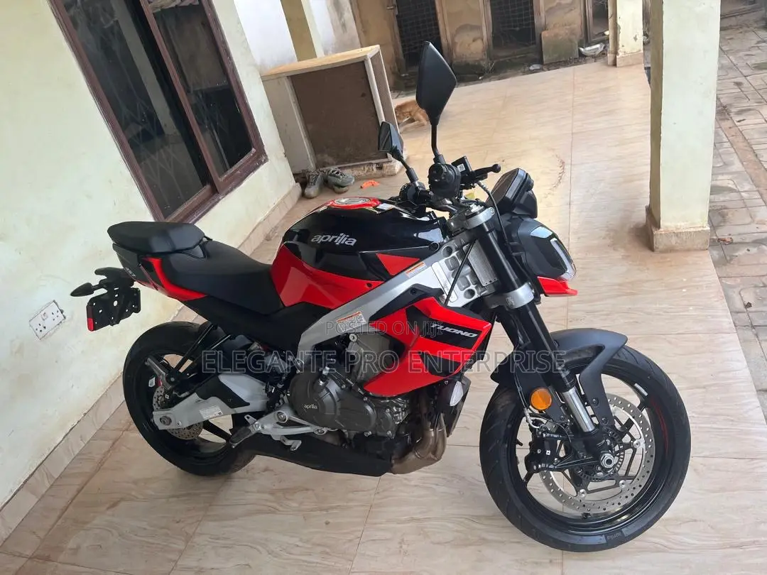 New Aprilia Tuono 2025 Red