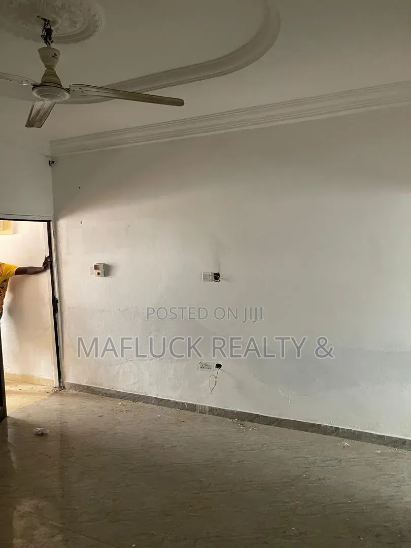 1bdrm Apartment in Lakeside Estate for rent