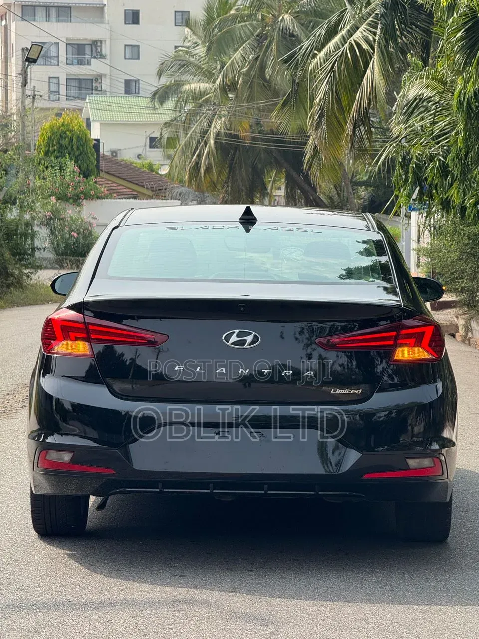 Hyundai Elantra Limited 2019 Black
