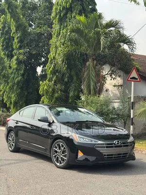 Hyundai Elantra Limited 2019 Black