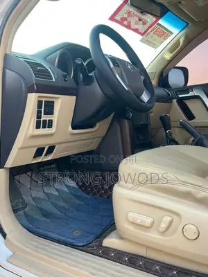 Toyota Land Cruiser Prado 2.7 2017 White